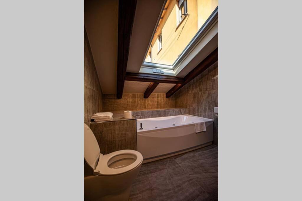 Appartamento Palazzo Bocchi Boloňa Exteriér fotografie